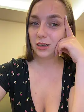 Snapshot of Janeee chatting on February 3, 2025, 4:20 pm Janeee online show from February 3, 2025, 4:20 pm