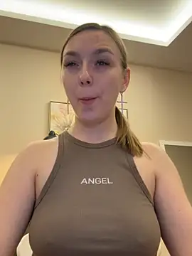 Snapshot of Janeee chatting on March 20, 2025, 4:20 pm Janeee online show from March 20, 2025, 4:20 pm