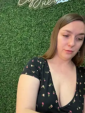 Snapshot of Janeee chatting on February 16, 2025, 11:05 am Janeee online show from February 16, 2025, 11:05 am