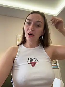 Snapshot of Janeee chatting on February 11, 2025, 8:05 am Janeee online show from February 11, 2025, 8:05 am