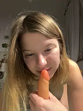 Snapshot of kimczii chatting on December 23, 2025, 7:18 am kimczii online show from December 23, 2025, 7:18 am