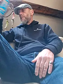 eddouxxx78 online show from November 2, 2025, 10:53 am