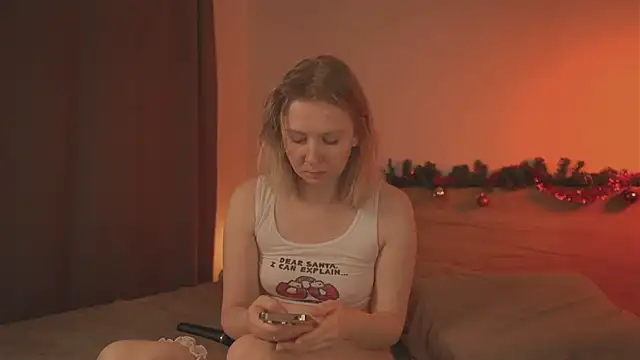 Snapshot of _Killer_Smile_ chatting on December 26, 2024, 1:43 pm Killer Smile online show from December 26, 2024, 1:43 pm