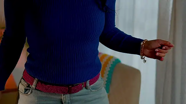 Snapshot of anabelcurvy chatting on December 15, 2025, 1:39 pm anabelcurvy online show from December 15, 2025, 1:39 pm