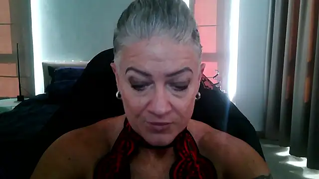 Snapshot of Devon2020 chatting on January 8, 2026, 9:37 am Devon2020 online show from January 8, 2026, 9:37 am