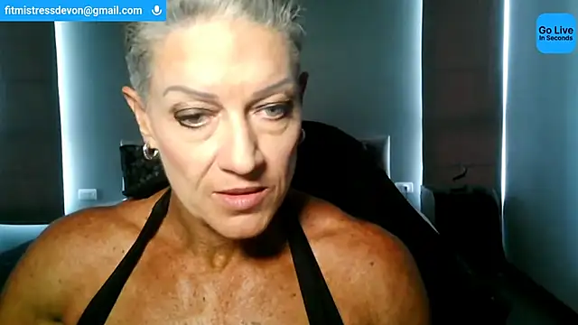 Snapshot of Devon2020 chatting on June 27, 2026, 9:37 am Devon2020 online show from June 27, 2026, 9:37 am