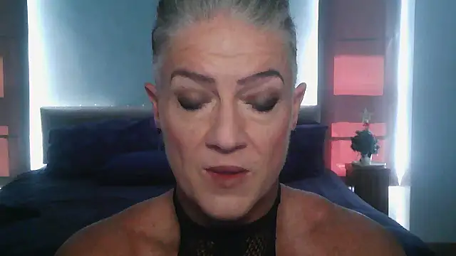 Snapshot of Devon2020 chatting on December 19, 2025, 7:00 am Devon2020 online show from December 19, 2025, 7:00 am