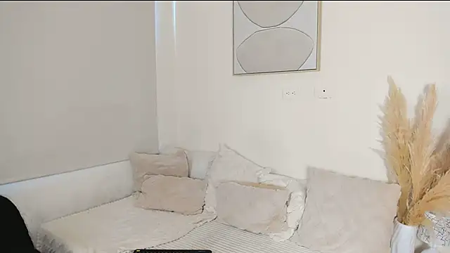 Snapshot of ZOEGARNER01 chatting on November 9, 2025, 8:13 pm ZOEGARNER01 online show from November 9, 2025, 8:13 pm