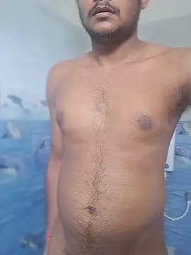 Itsdesi boy online show from April 15, 2026, 3:45 am