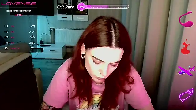 Snapshot of RinaDevil chatting on December 5, 2025, 4:27 pm RinaDevil online show from December 5, 2025, 4:27 pm