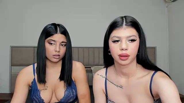 Snapshot of Sierra_Halle chatting on December 18, 2025, 9:18 pm Sierra Halle online show from December 18, 2025, 9:18 pm