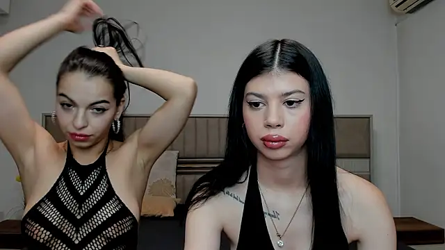 Snapshot of Sierra_Halle chatting on February 11, 2026, 9:14 pm Sierra Halle online show from February 11, 2026, 9:14 pm