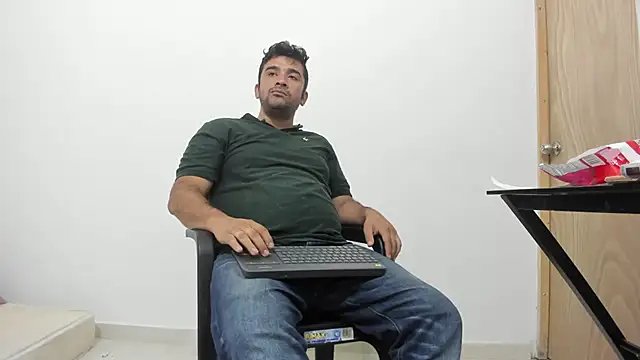 isearchcompany online show from December 4, 2025, 12:31 am