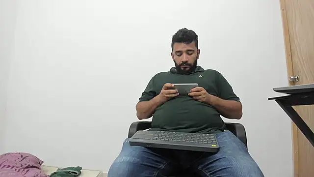 isearchcompany online show from November 13, 2025, 9:19 pm