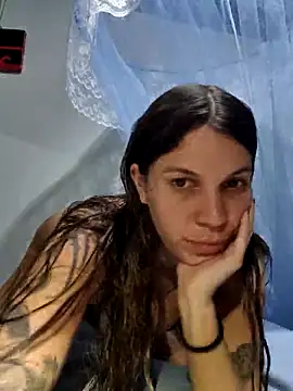 Snapshot of frenchxena98 chatting on December 5, 2024, 10:17 pm frenchxena98 online show from December 5, 2024, 10:17 pm