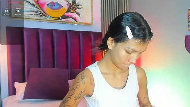 Snapshot of LauraAristizabal chatting on November 6, 2025, 11:36 am LauraAristizabal online show from November 6, 2025, 11:36 am