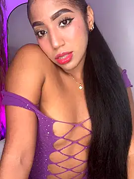 Snapshot of Lexy_lore1 chatting on November 13, 2025, 7:45 am Lexy lore1 online show from November 13, 2025, 7:45 am