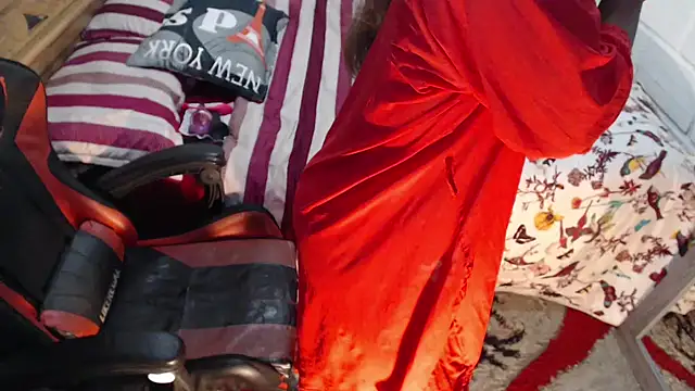 Snapshot of sexyjustin202 chatting on November 25, 2025, 1:50 am sexyjustin202 online show from November 25, 2025, 1:50 am