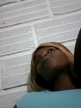 Snapshot of sexyjustin202 chatting on March 6, 2025, 4:52 am sexyjustin202 online show from March 6, 2025, 4:52 am