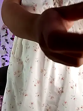 Snapshot of kittylu__ chatting on March 19, 2025, 10:55 am kittylu online show from March 19, 2025, 10:55 am