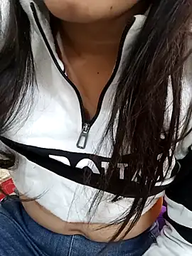 Snapshot of CuteSarikaLIVE chatting on November 26, 2025, 4:01 am CuteSarikaLIVE online show from November 26, 2025, 4:01 am