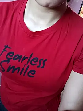 Snapshot of CuteSarikaLIVE chatting on March 1, 2026, 3:39 am CuteSarikaLIVE online show from March 1, 2026, 3:39 am