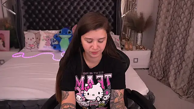 Snapshot of AmellyMilly chatting on September 27, 2025, 1:28 pm AmellyMilly online show from September 27, 2025, 1:28 pm