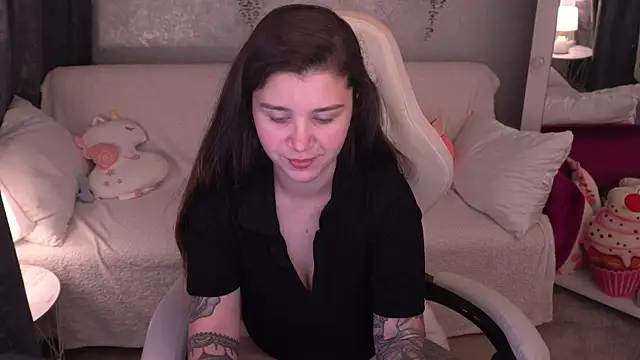 Snapshot of AmellyMilly chatting on October 9, 2025, 12:38 pm AmellyMilly online show from October 9, 2025, 12:38 pm