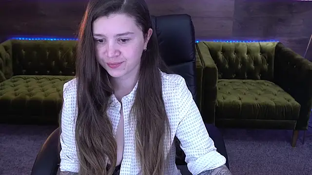 Snapshot of AmellyMilly chatting on September 14, 2025, 1:33 pm AmellyMilly online show from September 14, 2025, 1:33 pm