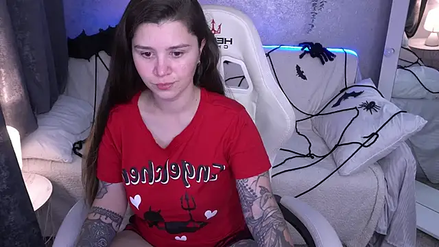 Snapshot of AmellyMilly chatting on October 29, 2025, 1:43 pm AmellyMilly online show from October 29, 2025, 1:43 pm