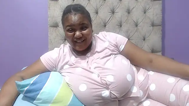 GiantTittts online show from March 19, 2025, 5:50 pm