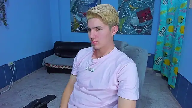 Snapshot of patrik_027 chatting on October 10, 2025, 6:25 am patrik 027 online show from October 10, 2025, 6:25 am