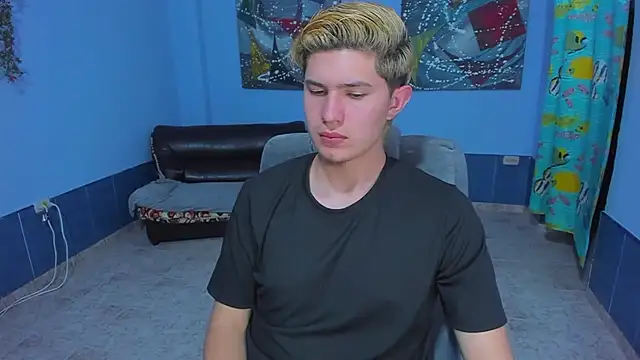 Snapshot of patrik_027 chatting on September 19, 2025, 6:12 pm patrik 027 online show from September 19, 2025, 6:12 pm