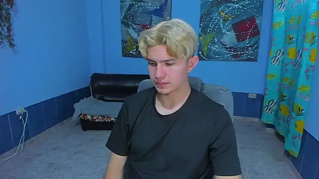 Snapshot of patrik_027 chatting on October 3, 2025, 6:42 pm patrik 027 online show from October 3, 2025, 6:42 pm