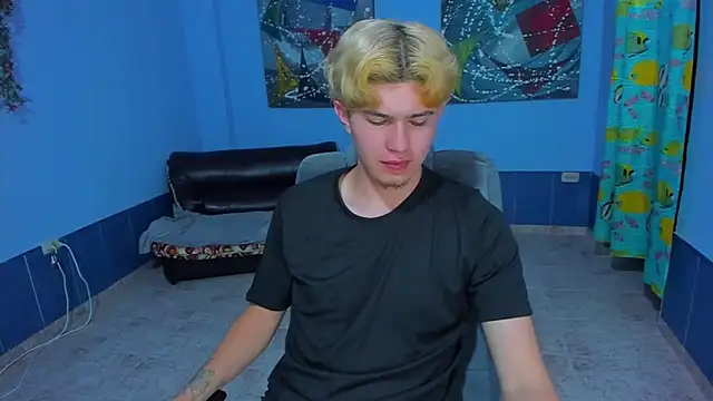 Snapshot of patrik_027 chatting on September 14, 2025, 7:03 pm patrik 027 online show from September 14, 2025, 7:03 pm