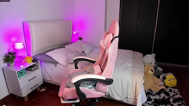 Snapshot of Ainhoads chatting on January 11, 2026, 9:38 am Ainhoads online show from January 11, 2026, 9:38 am