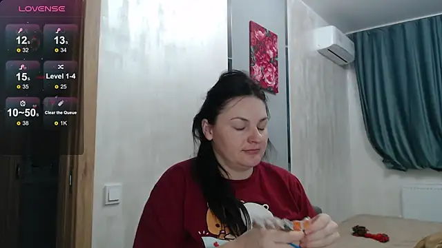 Stacy Davice online show from October 22, 2025, 2:44 am