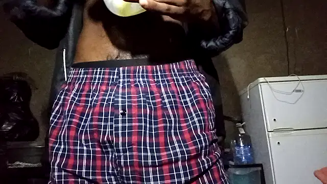 Snapshot of clintsix chatting on September 12, 2025, 10:31 pm clintsix online show from September 12, 2025, 10:31 pm