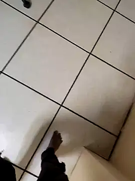 Snapshot of Mallupaiyanaachu chatting on January 15, 2026, 12:14 am Mallupaiyanaachu online show from January 15, 2026, 12:14 am