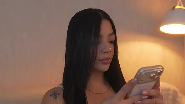 sarah hiill online show from March 3, 2026, 12:06 am