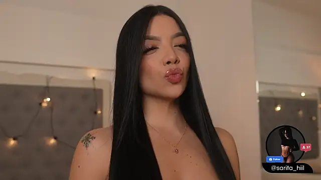 sarah hiill online show from September 25, 2025, 7:42 pm