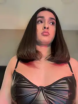 MiahWindsor online show from June 22, 2026, 3:23 am