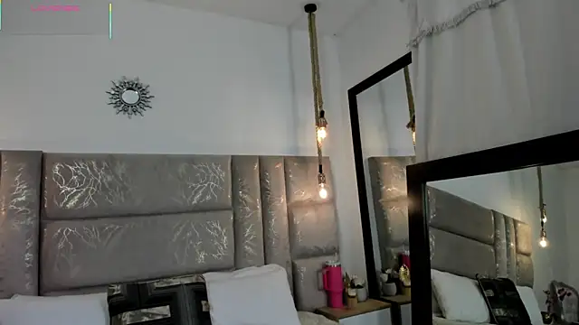 Snapshot of CeliWoods chatting on April 22, 2026, 11:39 am CeliWoods online show from April 22, 2026, 11:39 am