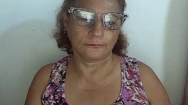 Snapshot of charrysexy1 chatting on December 14, 2025, 12:22 pm charrysexy1 online show from December 14, 2025, 12:22 pm