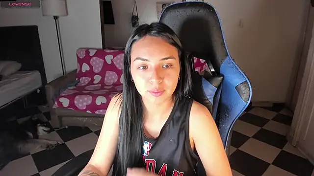 Snapshot of Miss_Nicole chatting on March 20, 2025, 2:29 am Miss Nicole online show from March 20, 2025, 2:29 am