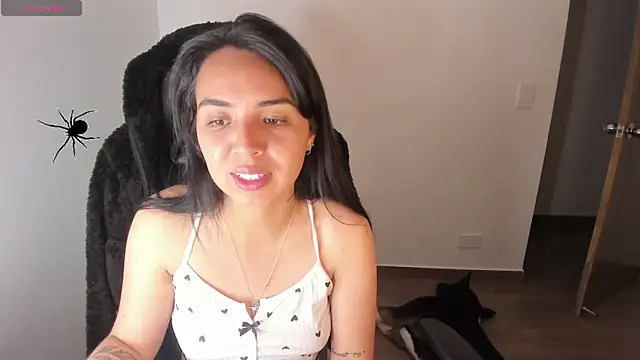 Snapshot of Miss_Nicole chatting on October 26, 2025, 1:17 am Miss Nicole online show from October 26, 2025, 1:17 am