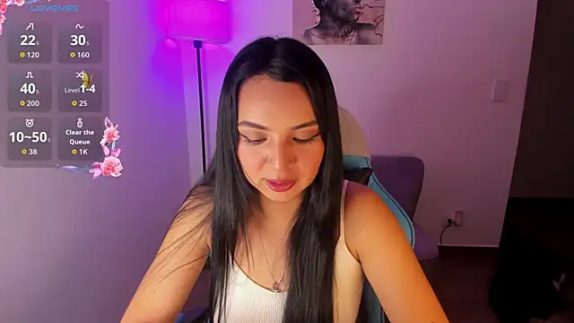 Miss Nicole online show from April 17, 2026, 1:19 am