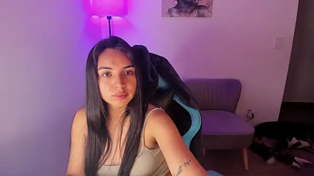 Snapshot of Miss_Nicole chatting on May 23, 2026, 1:15 am Miss Nicole online show from May 23, 2026, 1:15 am