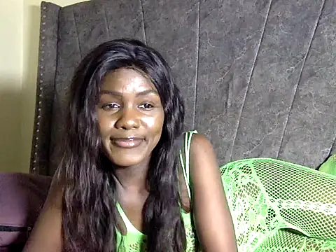 HarlotyQueen online show from September 21, 2025, 9:20 pm