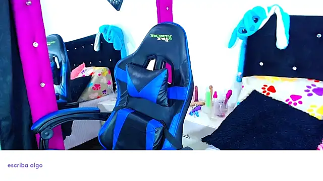 Jenng18 online show from February 22, 2026, 8:32 pm